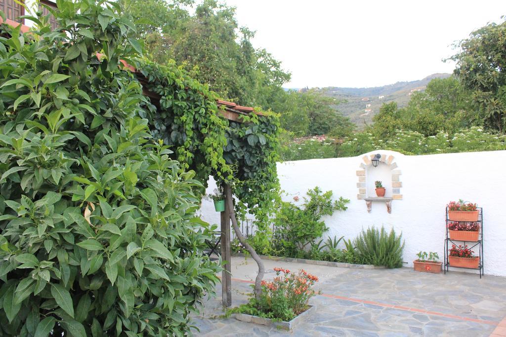 Seranides Boutique Hotel Kato Gatzea Exterior foto